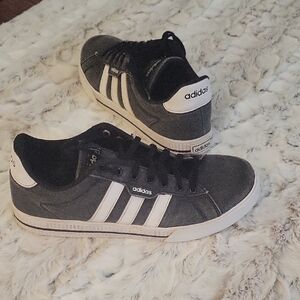 Adidas Classic Sneakers Mens Sz 10, Black With Iconic White Stripes, Streetwear